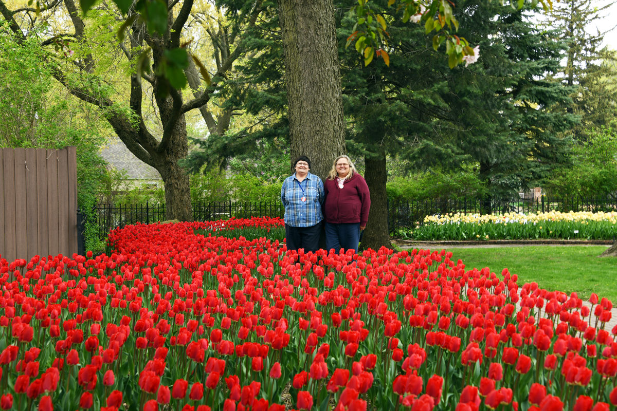 216 Jill Ellis and Linda Jaeger in Scholte Garden in Pella.JPG